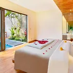 Modern 1 Bedroom Villa With Private Pool Ne67